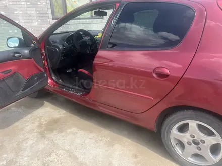 Peugeot 206 2007 года за 1 650 000 тг. в Атырау – фото 9