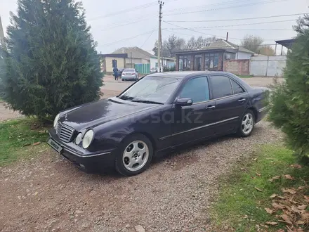 Mercedes-Benz E 280 2000 года за 5 000 000 тг. в Мерке – фото 21