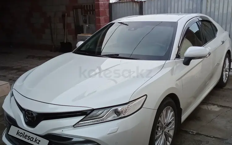 Toyota Camry 2018 года за 13 500 000 тг. в Талдыкорган