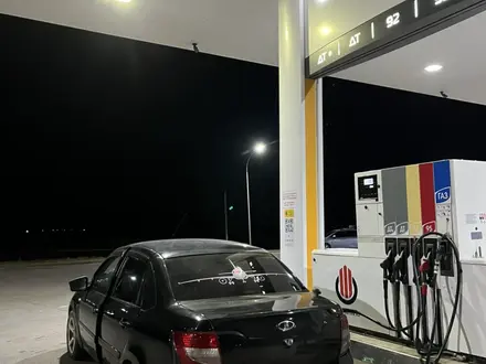 ВАЗ (Lada) Granta 2190 2014 года за 2 400 000 тг. в Уральск – фото 3