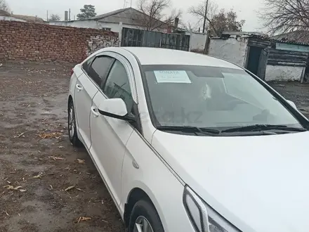 Hyundai Sonata 2015 года за 4 200 000 тг. в Экибастуз – фото 4