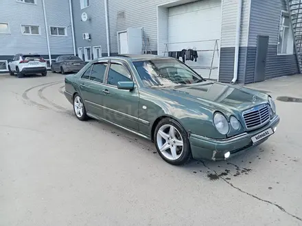 Mercedes-Benz E 280 1998 года за 2 600 000 тг. в Астана – фото 3