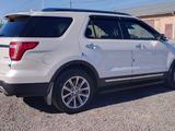 Ford Explorer 2015 года за 11 300 000 тг. в Кызылорда – фото 5