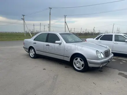 Mercedes-Benz E 280 1997 года за 3 000 000 тг. в Тараз