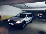 ВАЗ (Lada) Largus Cross 2017 года за 3 900 000 тг. в Астана