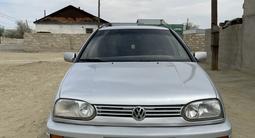 Volkswagen Golf 1994 годаүшін1 400 000 тг. в Саксаульский