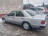 Mercedes-Benz E 230 1992 года за 1 500 000 тг. в Алматы – фото 2