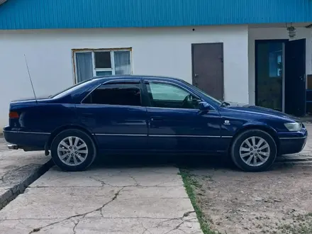 Toyota Camry 1999 года за 4 000 000 тг. в Урджар – фото 3