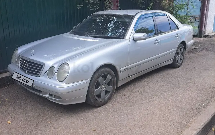 Mercedes-Benz E 320 1999 годаүшін4 000 000 тг. в Алматы