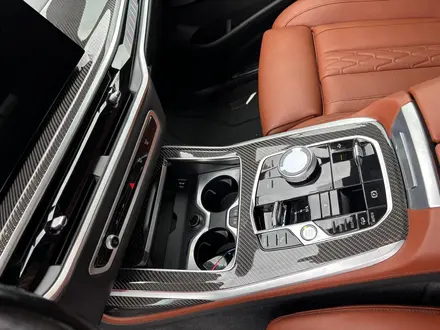 BMW X7 2022 года за 57 000 000 тг. в Алматы – фото 11