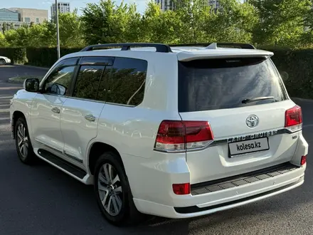Toyota Land Cruiser 2019 года за 42 000 000 тг. в Астана – фото 3