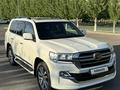 Toyota Land Cruiser 2019 года за 42 000 000 тг. в Астана