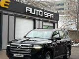 Toyota Land Cruiser 2023 года за 46 000 000 тг. в Алматы – фото 2