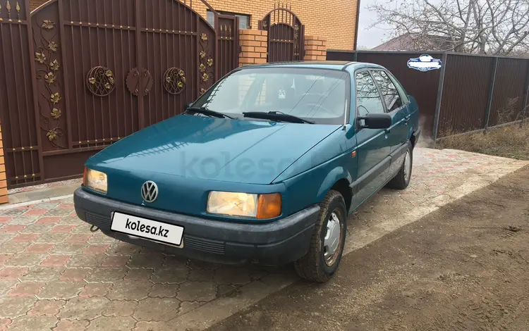 Volkswagen Passat 1992 года за 1 550 000 тг. в Уральск