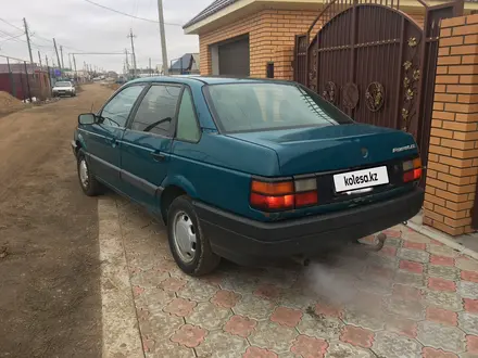 Volkswagen Passat 1992 годаүшін1 550 000 тг. в Уральск – фото 4