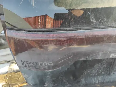 Крышка багажника montero k96 за 120 000 тг. в Алматы – фото 8