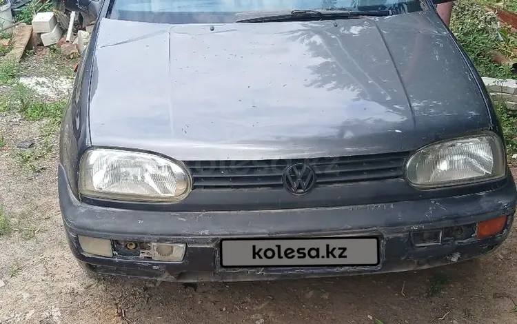 Volkswagen Golf 1993 года за 550 000 тг. в Астана