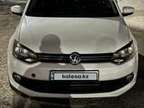 Volkswagen Polo 2011 года за 2 600 000 тг. в Алматы – фото 2