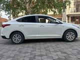 Hyundai Accent 2020 годаfor7 300 000 тг. в Усть-Каменогорск – фото 2