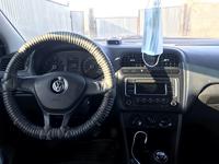 Volkswagen Polo 2015 года за 4 600 000 тг. в Актобе