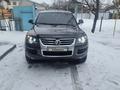 Volkswagen Touareg 2008 года за 8 500 000 тг. в Есик – фото 12