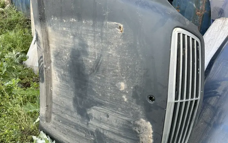 Капот на Mercedes benz w220 за 60 000 тг. в Алматы