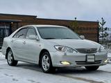 Toyota Camry 2003 года за 6 600 000 тг. в Актобе – фото 2