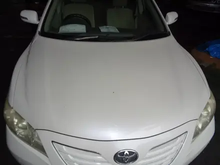 Капот на Toyota Camry 40 за 120 000 тг. в Усть-Каменогорск – фото 2