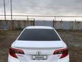 Toyota Camry 2014 года за 5 000 000 тг. в Уральск – фото 2