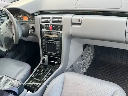 Mercedes-Benz E 320 2000 года за 7 800 000 тг. в Алматы – фото 16