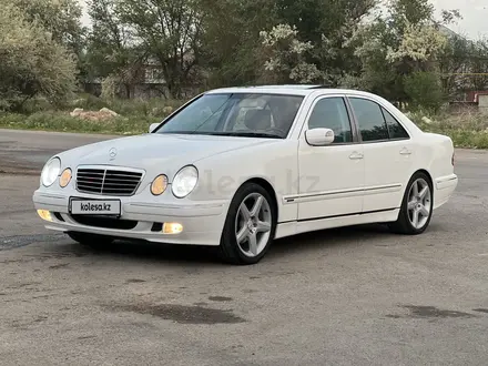 Mercedes-Benz E 320 2000 года за 7 800 000 тг. в Алматы – фото 5