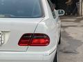 Mercedes-Benz E 320 2000 года за 7 800 000 тг. в Алматы – фото 9