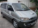 Hyundai Starex 2004 года за 1 450 000 тг. в Алматы – фото 2