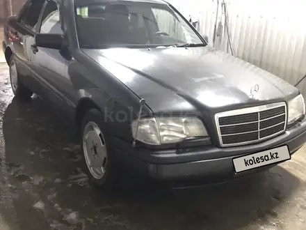 Mercedes-Benz C 180 1994 года за 1 900 000 тг. в Каскелен – фото 2