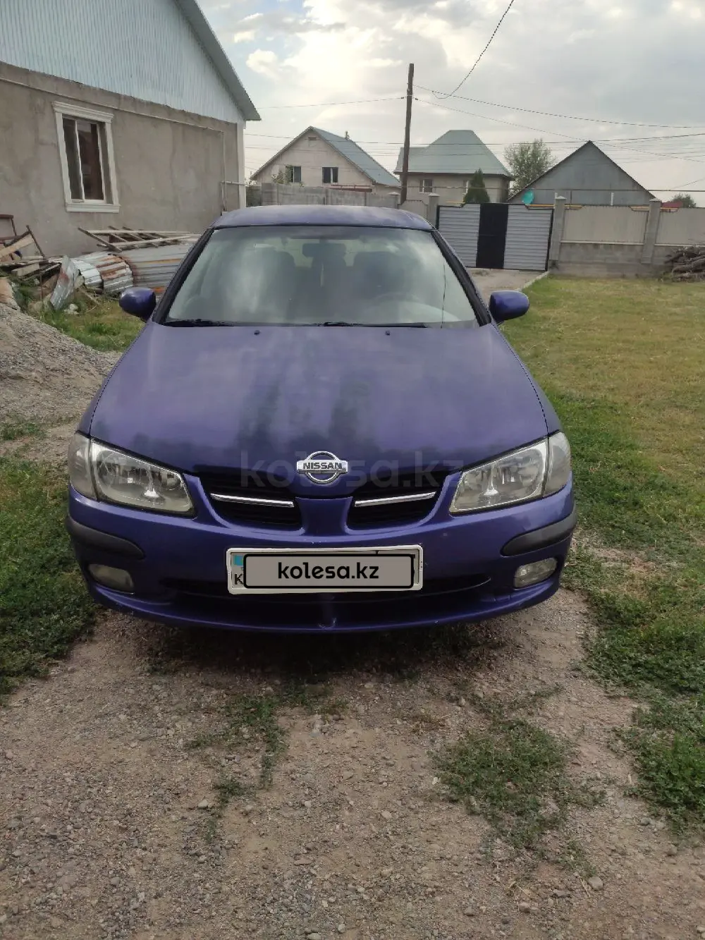 Nissan Almera, 2001