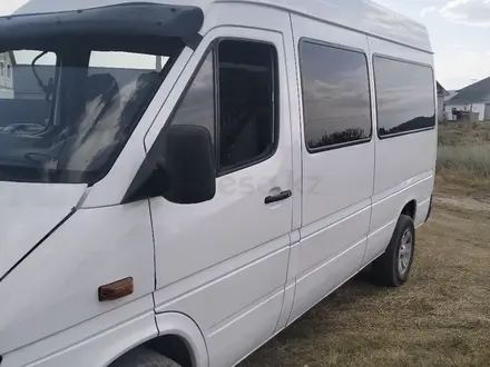 Mercedes-Benz Sprinter 2000 года за 4 400 000 тг. в Алматы – фото 3