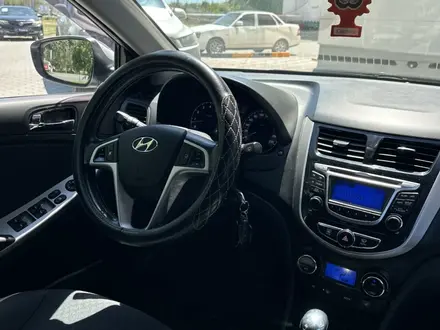 Hyundai Solaris 2014 года за 5 100 000 тг. в Семей – фото 7