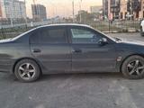 Toyota Avensis 1999 годаүшін2 750 000 тг. в Усть-Каменогорск – фото 3
