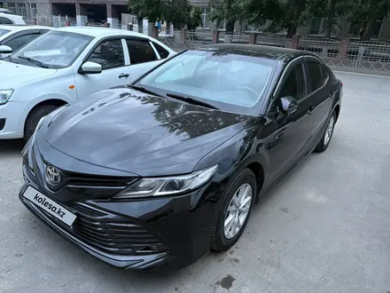 Toyota Camry 2018 года за 12 000 000 тг. в Семей – фото 6