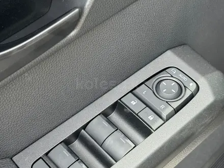 Toyota Hilux Comfort 2026 года за 26 890 000 тг. в Актау – фото 13