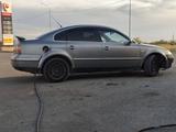 Volkswagen Passat 2004 года за 2 800 000 тг. в Уральск – фото 2