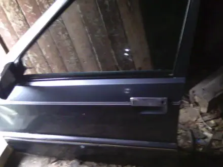 Двери на renault 21 1993г за 15 000 тг. в Караганда