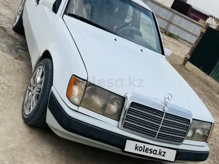 Mercedes-Benz E 200 1990 года за 1 400 000 тг. в Казалинск – фото 8