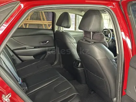 Hyundai Elantra 2022 года за 9 300 000 тг. в Алматы – фото 4