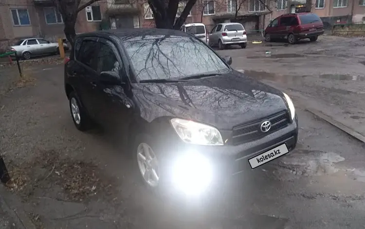 Toyota RAV4 2007 годаүшін7 200 000 тг. в Семей