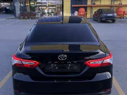Toyota Camry 2021 года за 14 500 000 тг. в Кызылорда – фото 5