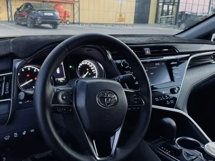 Toyota Camry 2021 года за 14 500 000 тг. в Кызылорда – фото 7