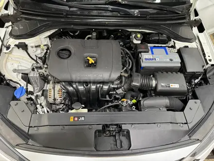 Hyundai Elantra 2020 года за 8 000 000 тг. в Алматы – фото 10