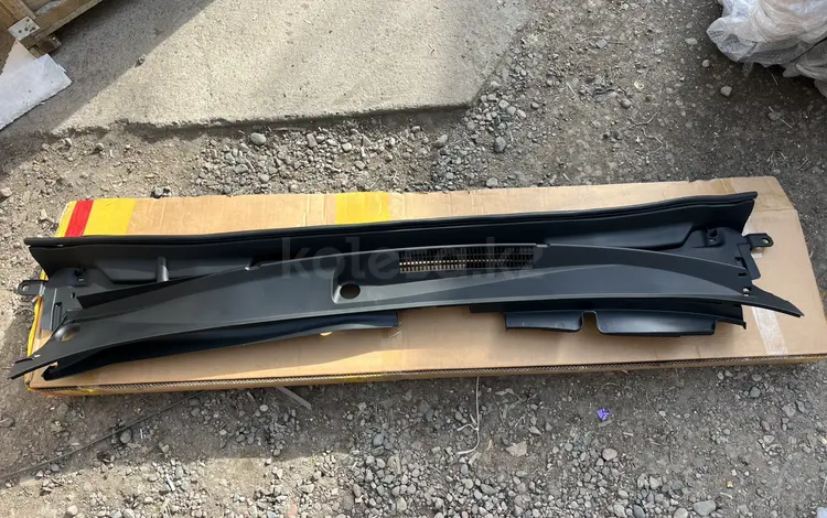Жабо Toyota Camry 2018 за 35 000 тг. в Алматы
