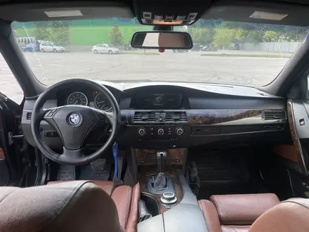 BMW 530 2005 года за 6 100 000 тг. в Алматы – фото 5